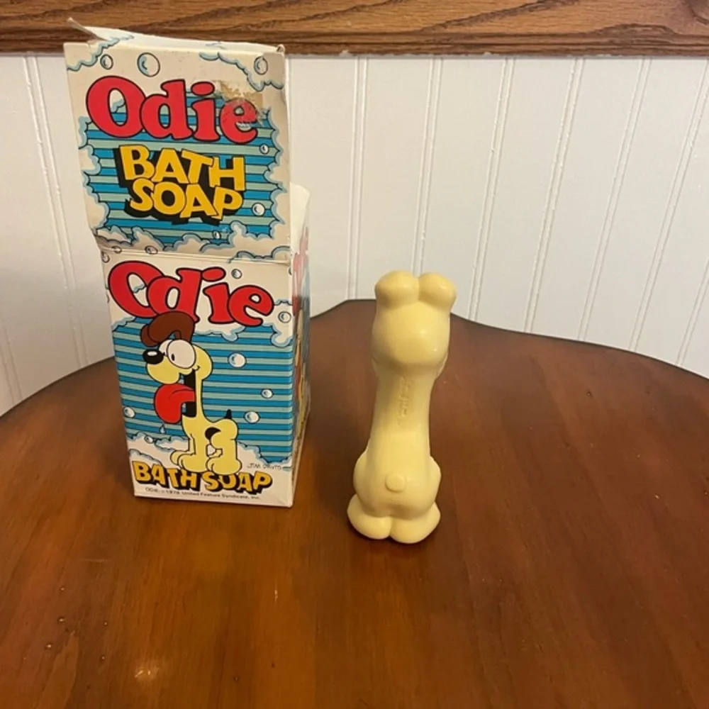 Unused Vintage United Feature Syndicate Garfield's Dog - Odie Bath‎ Soap